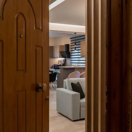 Mythic Meteora Apartment *